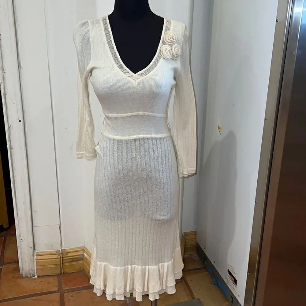 Viola Cream long sleeve dress with flowers size M womens